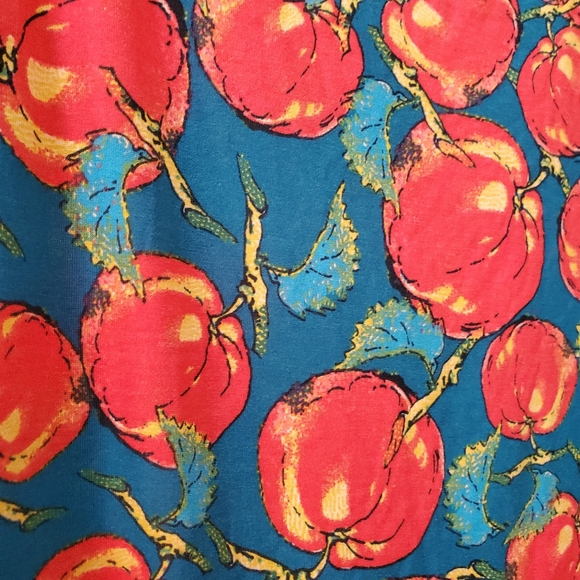 LuLaRoe Pumpkin Classic Tee Shirt Top, 3XL - Picture 3 of 5